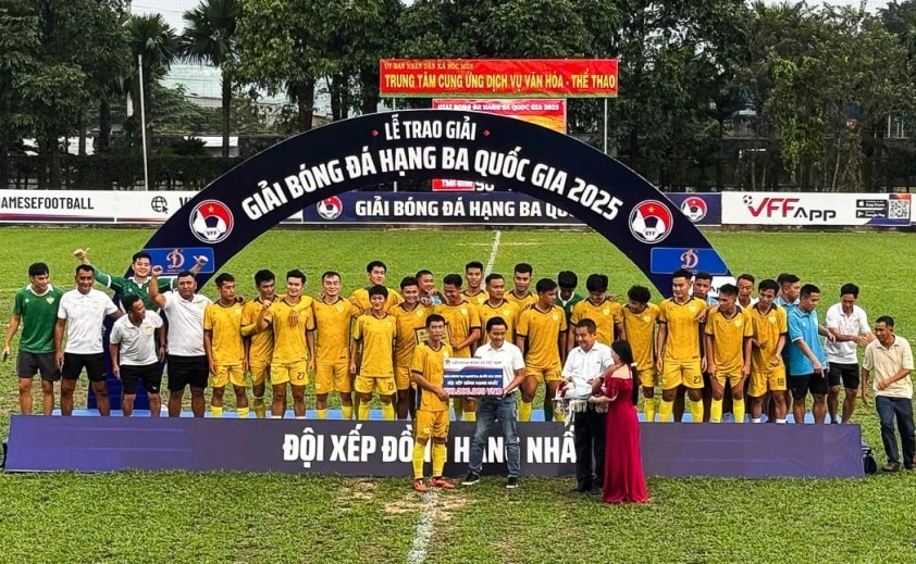 Hành trình lạ lùng của CLB Gia Định: 2 lần thăng hạng 1 mùa