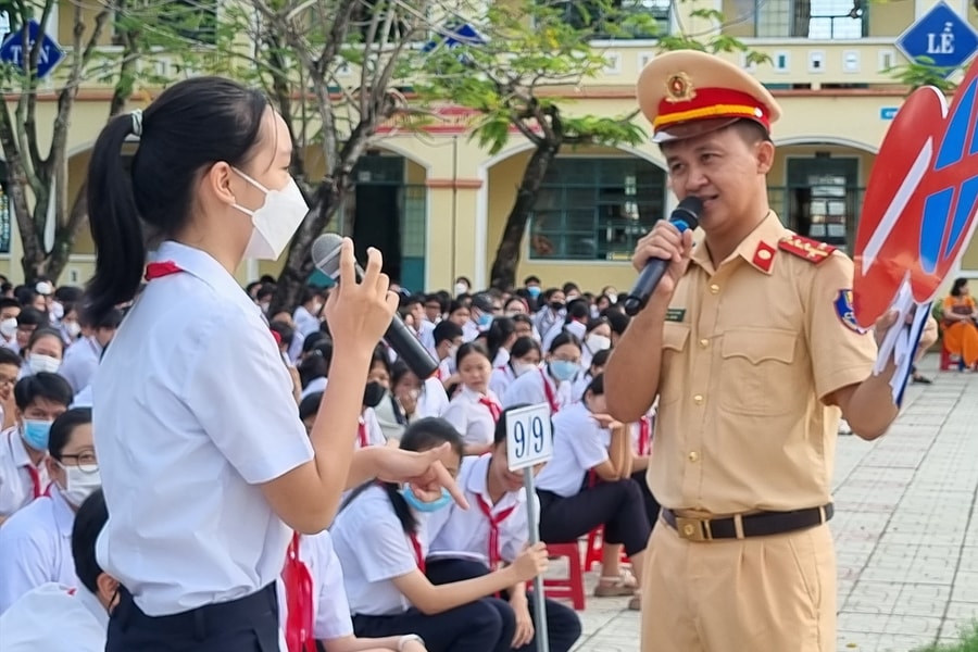 Đà Nẵng triển khai chiến dịch truyền thông “Hãy đi chậm lại - Vì sự an toàn của chính bạn và mọi người”