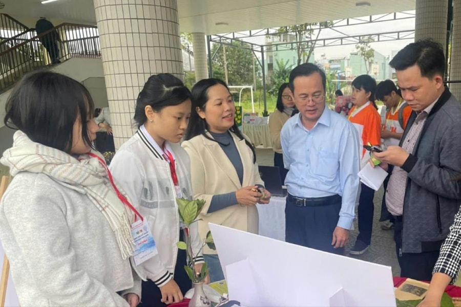 Học sinh Thanh Khê hào hứng tham gia Hội thi Khoa học Kỹ thuật 2025-2026