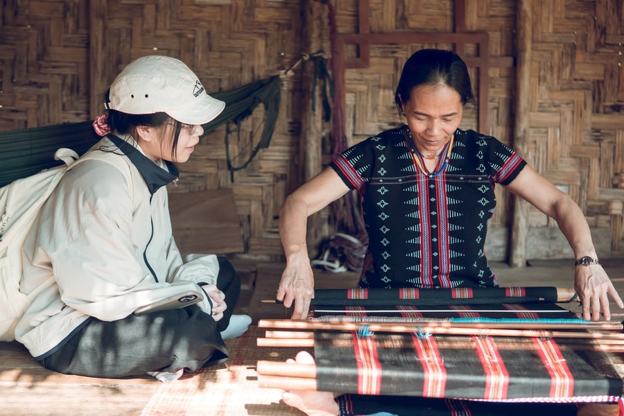 Da Nang youth’s initiatives preserve and spread beauty of Co Tu culture