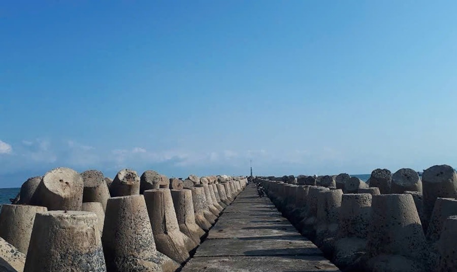 Bờ kè Khánh Hội: Điểm hẹn hoàng hôn và ảnh đẹp tại Ninh Thuận