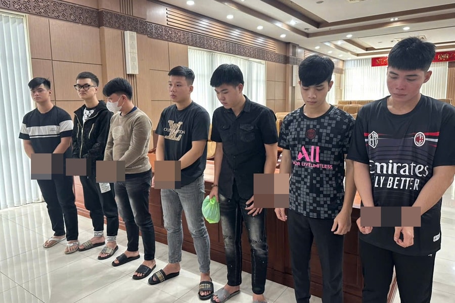 Khởi tố 17 đối tượng tụ tập gây rối, đánh nhau trên đường phố
