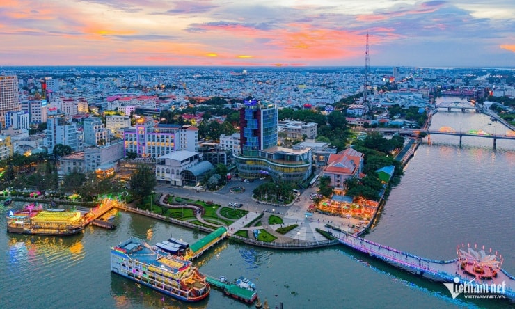 Cần Thơ: Khám phá Ninh Kiều, trái tim sôi động của Tây Đô