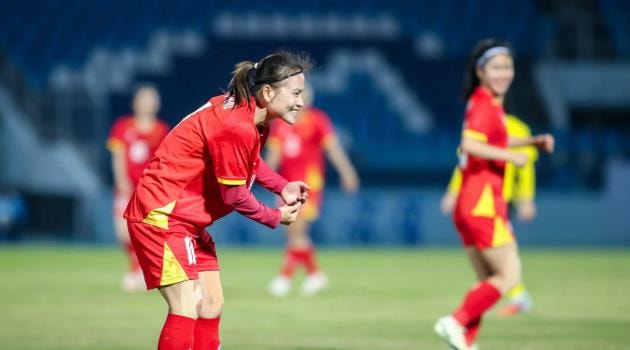 Thái Thị Thảo lập hat-trick, U22 Việt Nam tự tin đấu Malaysia