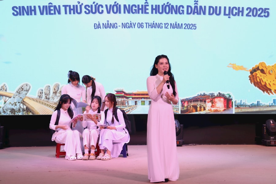 12 thí sinh lọt vào vòng chung kết hội thi sinh viên thử sức với nghề hướng dẫn du lịch