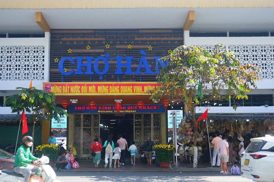 Traditional markets in Da Nang contribute to preserving urban culture and boosting tourism