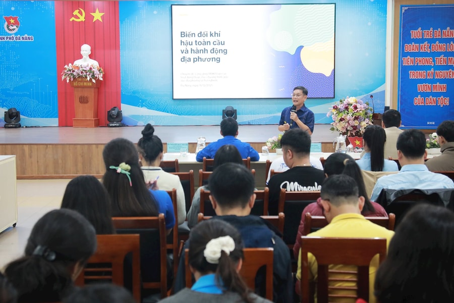 Đà Nẵng trang bị kỹ năng phòng, chống thiên tai cho hơn 120 giáo viên Tổng phụ trách Đội