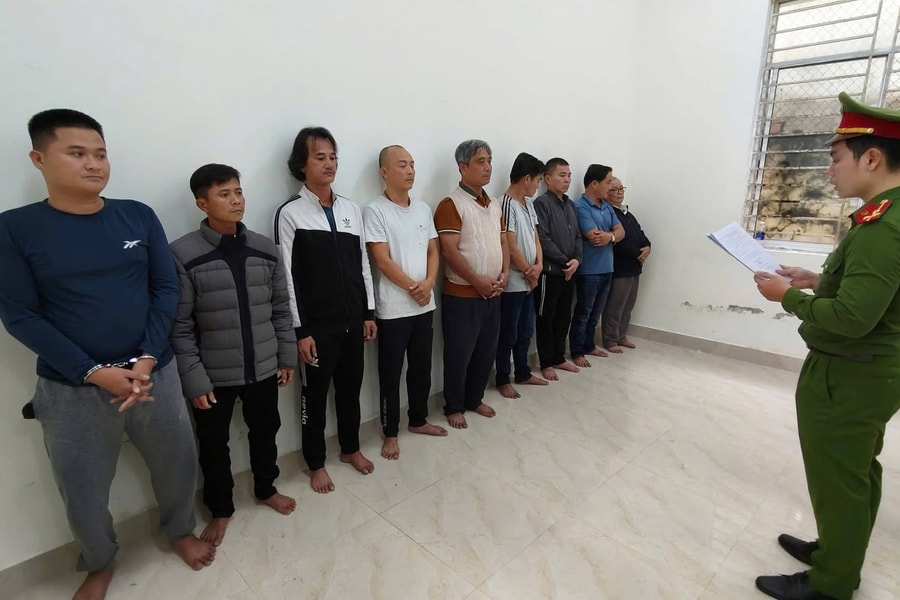 Triệt phá đường dây cá độ bóng đá hơn 400 tỷ đồng