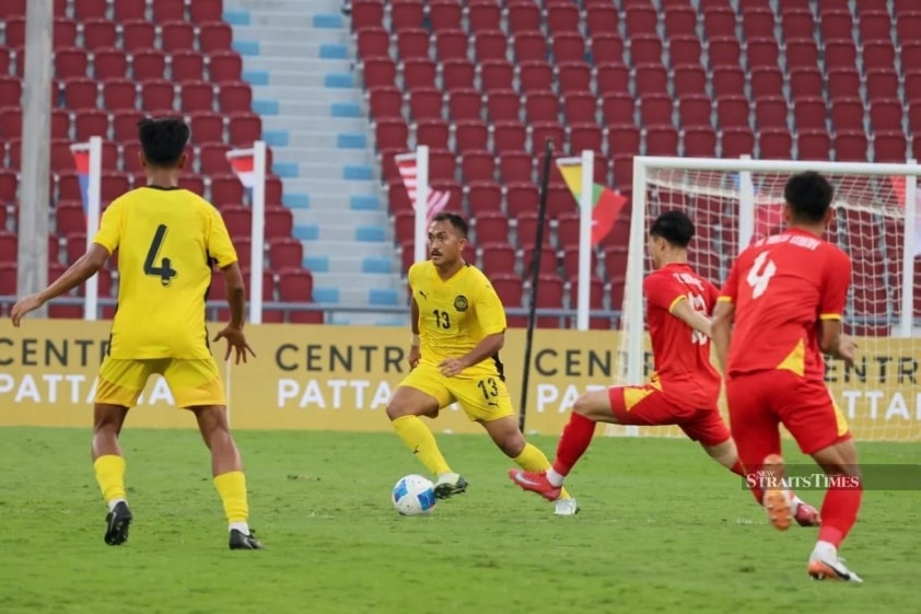 Hậu vệ Malaysia thừa nhận 'tự thua' trước U22 Việt Nam