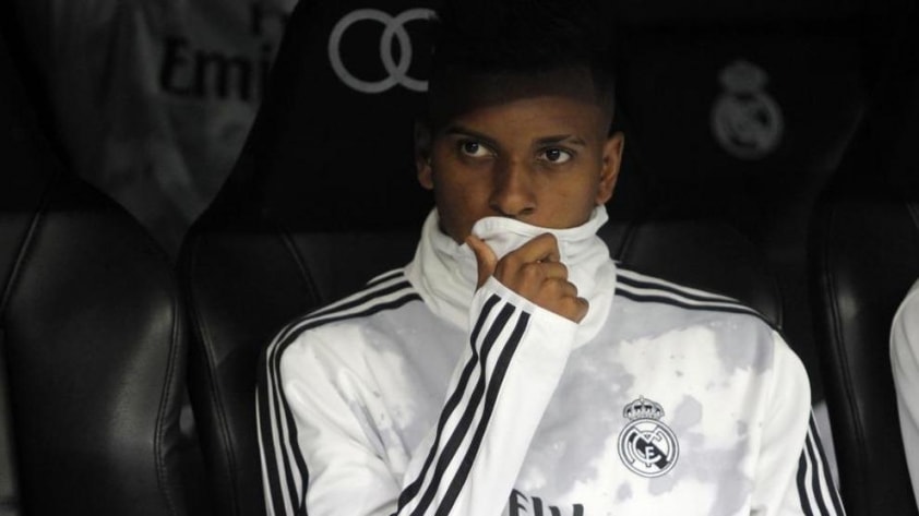 Arsenal nhắm đến Rodrygo và Leão để củng cố hàng công