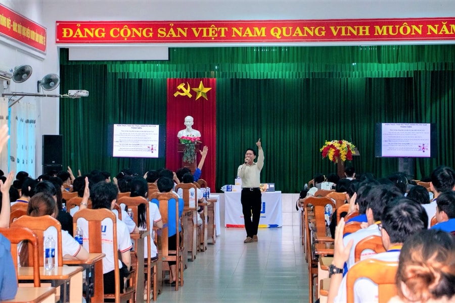Đà Nẵng tăng cường truyền thông dự phòng HIV/AIDS cho sinh viên