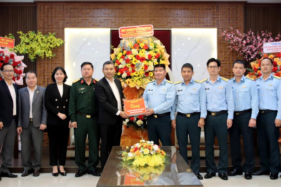 Lãnh đạo thành phố Đà Nẵng chúc mừng các đơn vị nhân kỷ niệm 81 năm Ngày thành lập Quân đội nhân dân Việt Nam