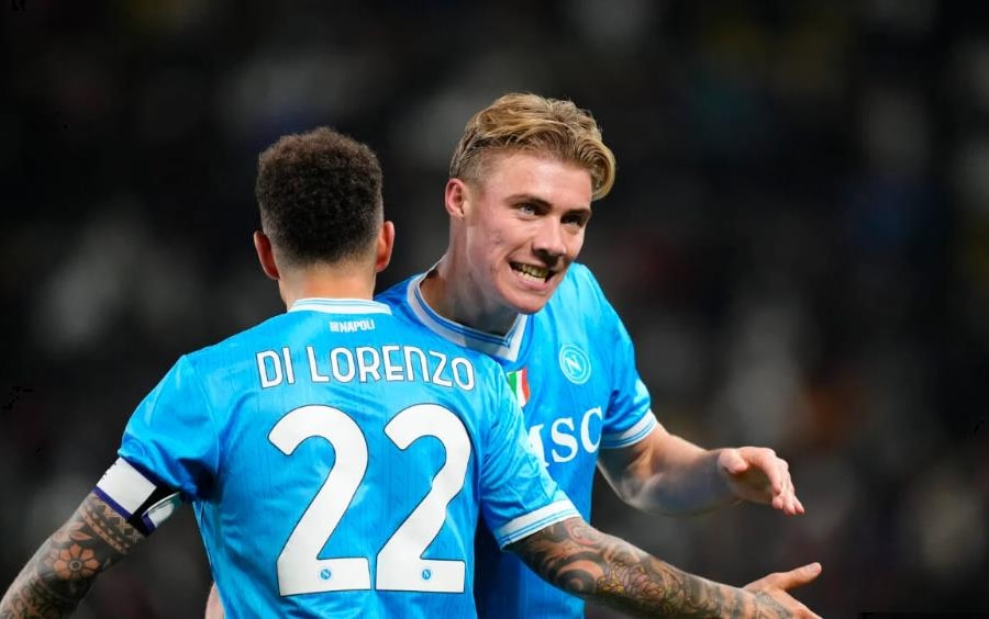 Napoli hạ gục AC Milan 2-0: Rasmus Hojlund tỏa sáng rực rỡ