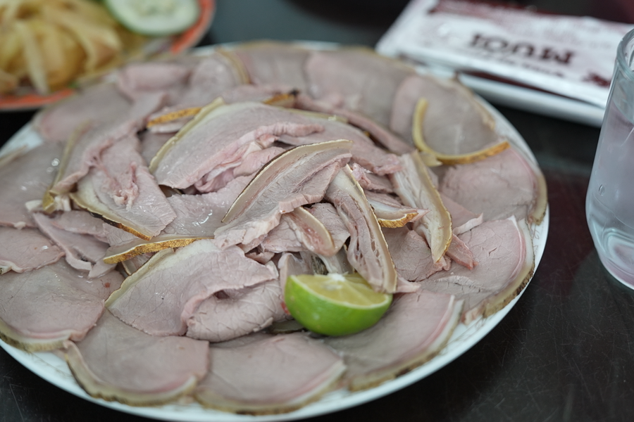 Timeless flavor of ‘Be thui Cau Mong’