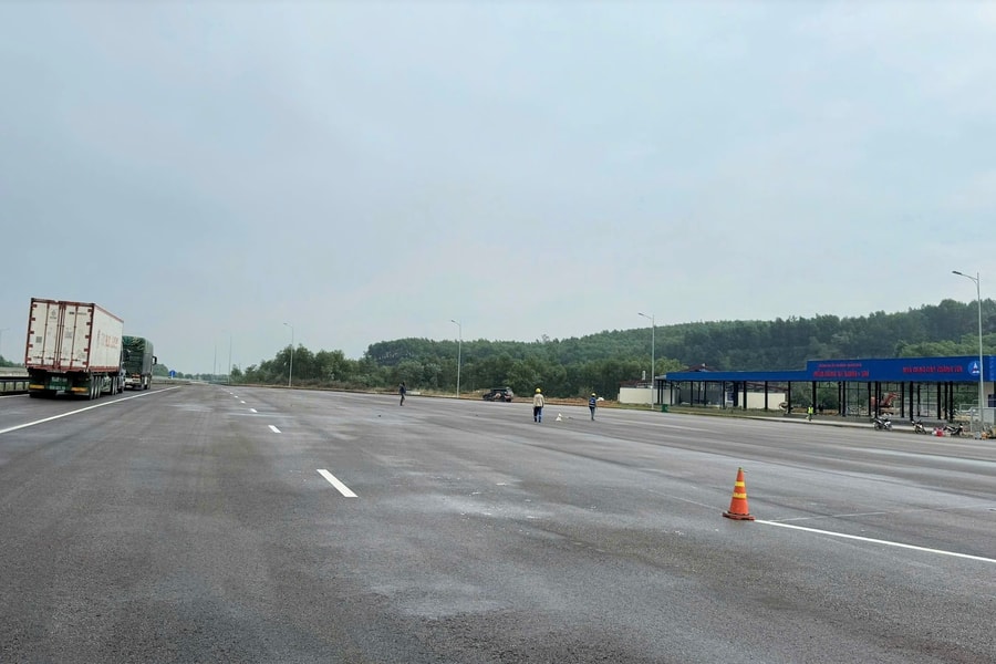 Cao tốc Đà Nẵng - Quảng Ngãi có điểm dừng xe đầu tiên tại xã Núi Thành