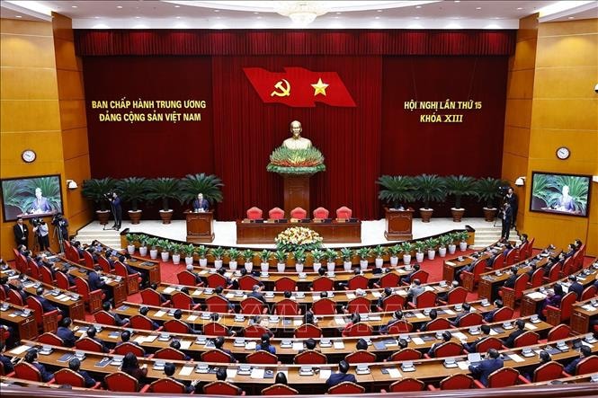 Ngày làm việc thứ hai và bế mạc Hội nghị Trung ương 15 khóa XIII