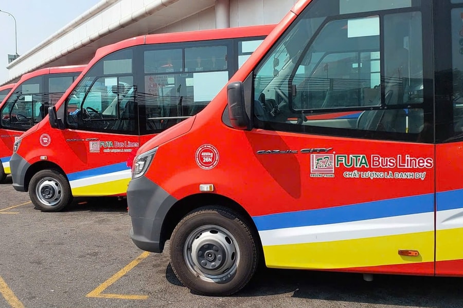 Travel to Hoi An from center of Da Nang: Why buses are worth choosing