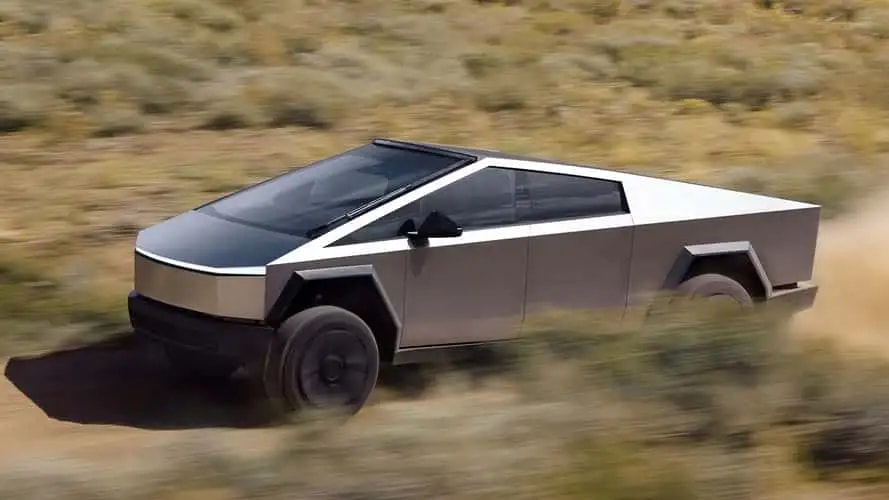 Thiết kế tay nắm cửa Tesla và rủi ro an toàn sau tai nạn