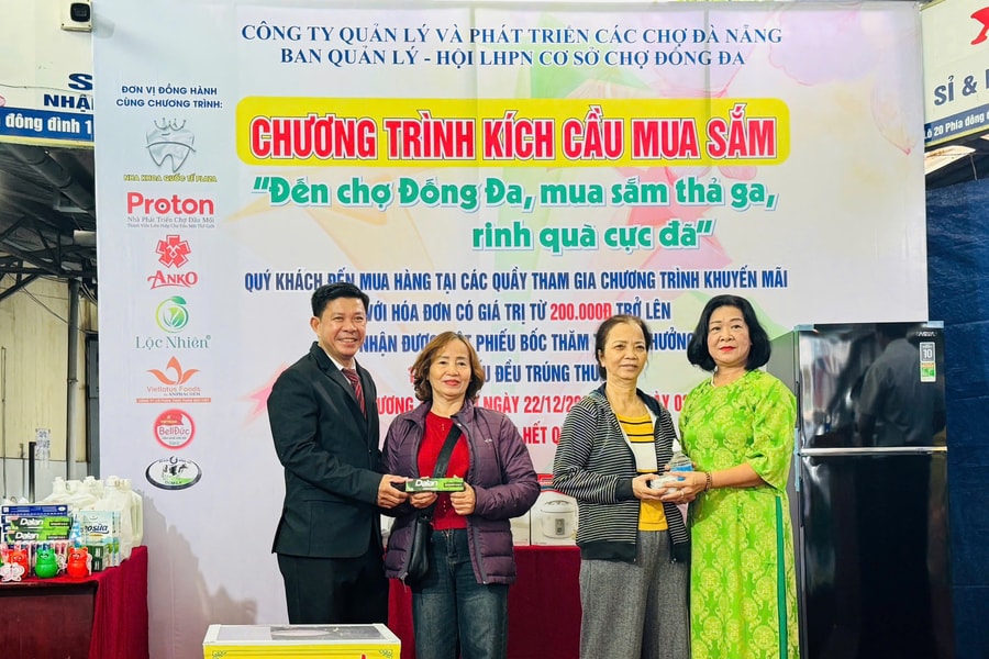 Kích cầu mua sắm cuối năm