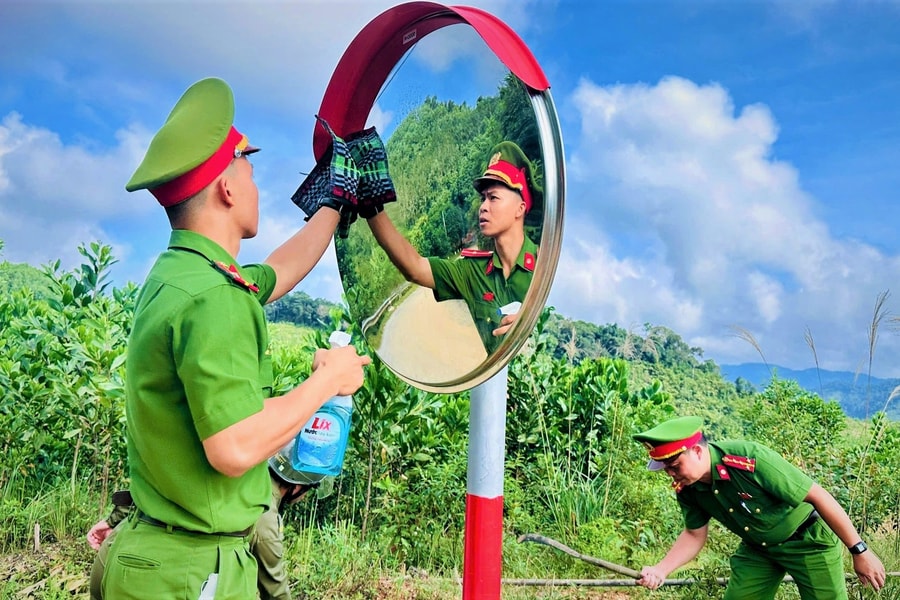 Gió thơm từ miền rừng