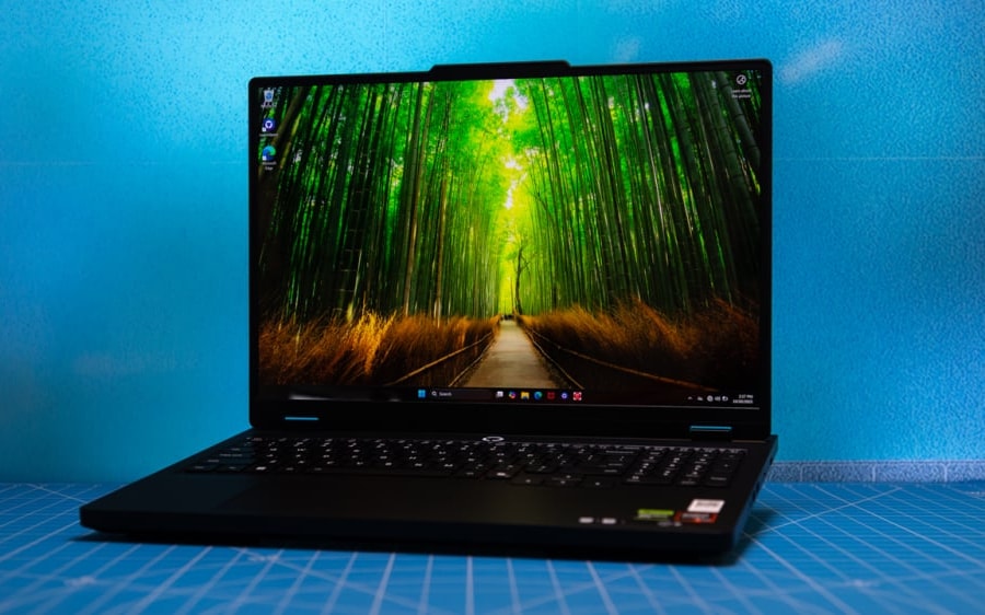 Lenovo Legion Pro 5 Gen 10: Sức mạnh đồ họa và màn hình OLED rực rỡ