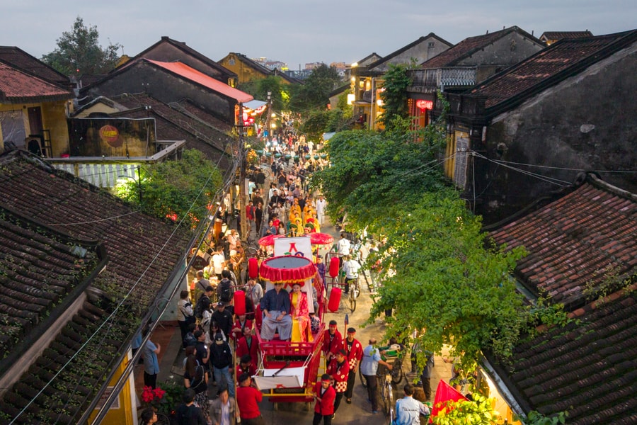 Thành phố của dòng chảy sự kiện, lễ hội