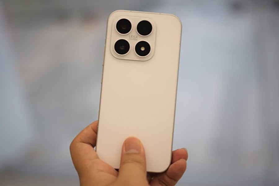 Xiaomi 17 lộ diện phiên bản mới với màn hình 6.9 inch