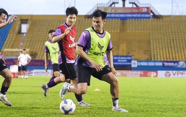 Hồ Tấn Tài đếm ngược ngày tái xuất V-League: Lời giải cho bài toán hàng thủ Bình Dương