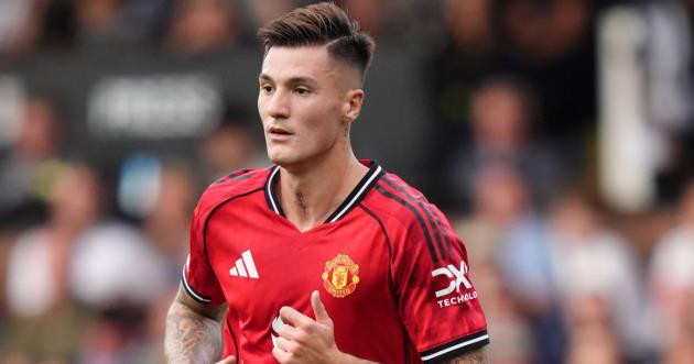 Sai lầm chuyển nhượng khiến Manchester United lún sâu vào khủng hoảng sau trận hòa Leeds