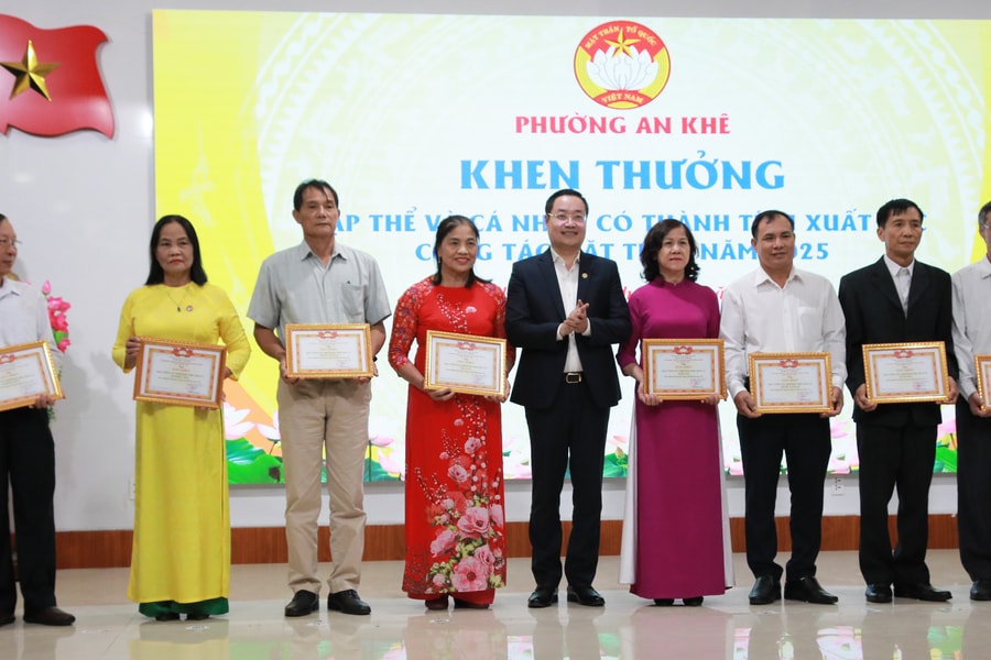 Mặt trận phường An Khê vận động hơn 5 tỷ đồng cho công tác an sinh và cứu trợ