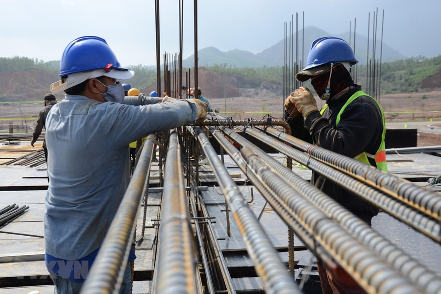 Giá thép hôm nay 9/1: Thị trường nội địa đi ngang, giá quặng sắt thế giới giảm mạnh
