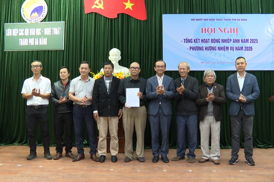 Hội viên Hội Nhiếp ảnh nghệ thuật thành phố Đà Nẵng đoạt 106 giải thưởng quốc tế