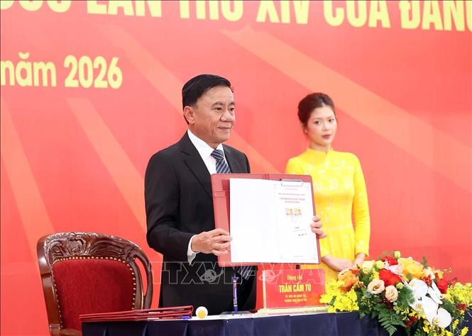 Phát hành bộ tem bưu chính chào mừng Đại hội XIV của Đảng