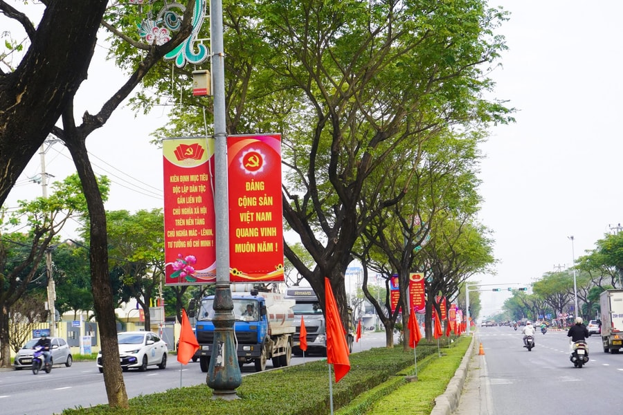 Rộn ràng không khí hướng về Đại hội XIV của Đảng
