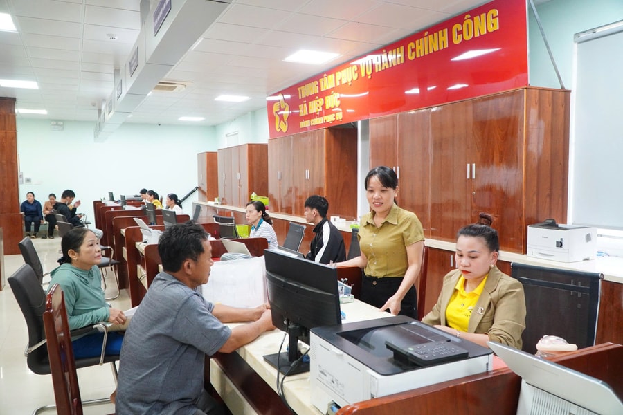 Phát triển khoa học công nghệ, chuyển đổi số: Khuyến khích cán bộ năng động, sáng tạo vì lợi ích chung