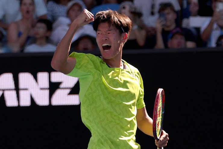 Michael Zheng gây chấn động Australian Open 2026: Nghịch lý mất 2,6 tỷ đồng tiền thưởng