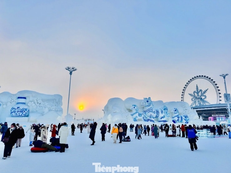 Cáp Nhĩ Tân: Lạc bước vào thế giới pha lê tại lễ hội băng tuyết lớn nhất hành tinh