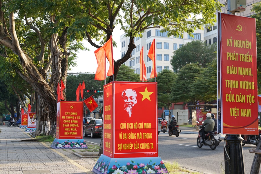 Khai mạc Đại hội lần thứ XIV của Đảng: Nhân dân Đà Nẵng gửi niềm tin vào sự phát triển thịnh vượng của đất nước