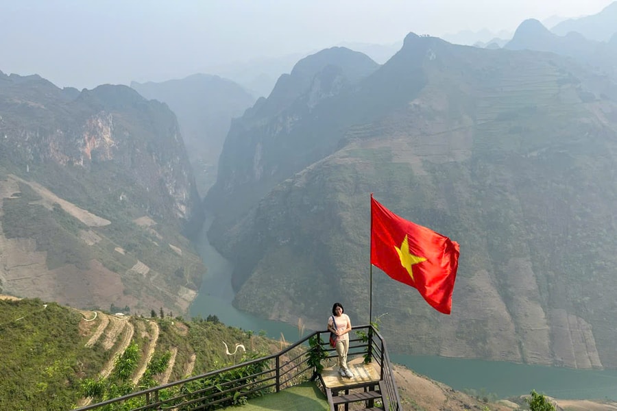 Lên đèo ngắm mây...