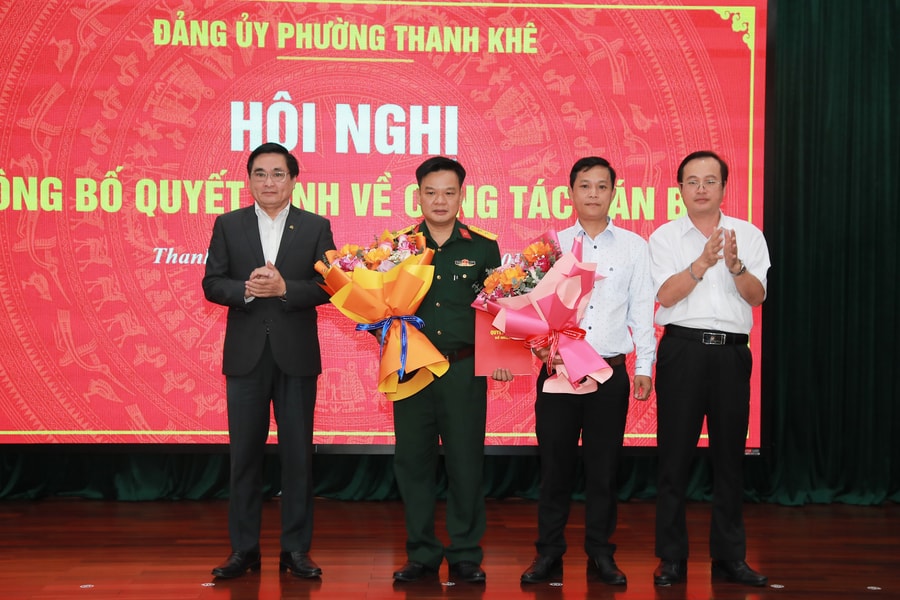 Phường Thanh Khê công bố quyết định công tác cán bộ và tiếp nhận 4 tổ chức Đảng