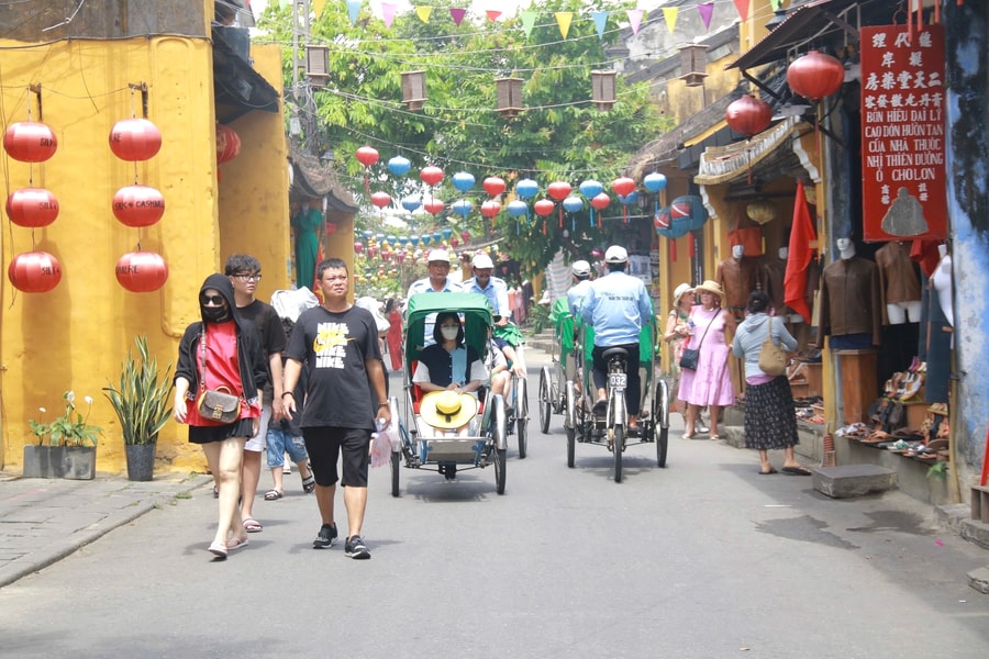 Phí tham quan 10.000 - 40.000 đồng/lượt tại Hội An, Mỹ Sơn và các tháp cổ