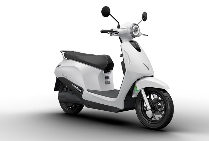 Loạt xe máy điện VinFast 2026: Tầm vận hành 165 km và công nghệ đổi pin hiện đại