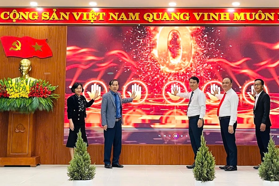 Phường Liên Chiểu công bố biểu trưng và ra mắt Kiosk Dịch vụ công thông minh