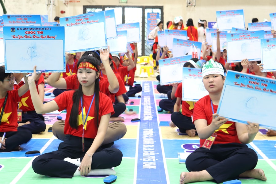 13 trường THCS tham gia cuộc thi “Em yêu biển, đảo quê hương” cấp thành phố