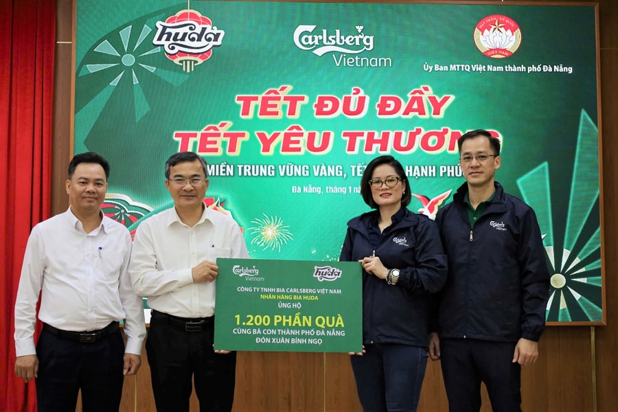 Trao 1.200 suất quà Tết cho người dân khó khăn Đà Nẵng