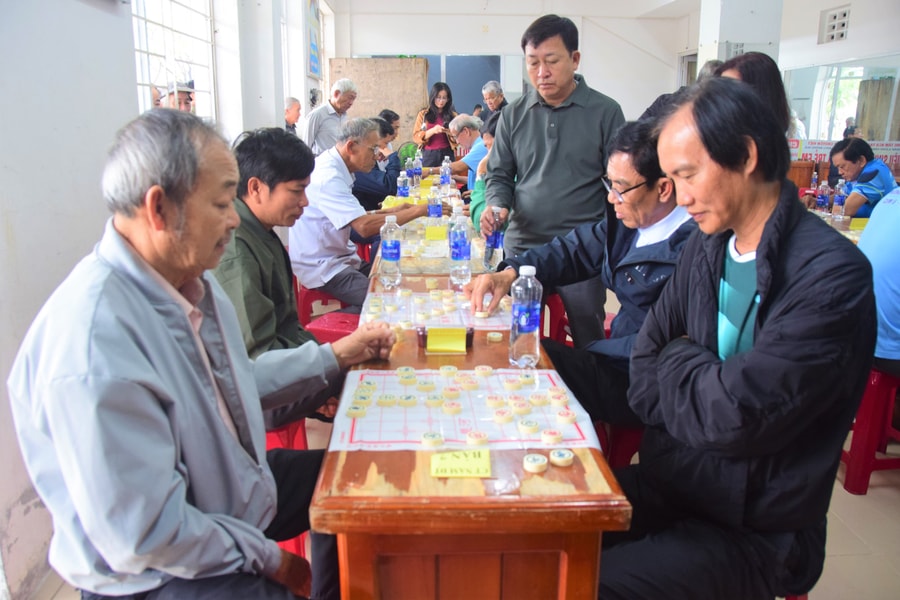 Đa dạng sân chơi thể thao ở cơ sở