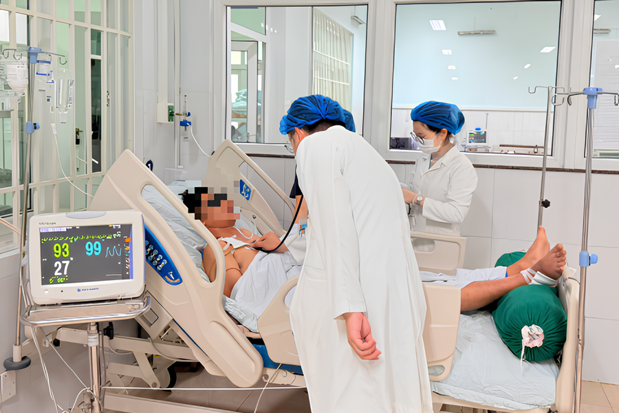 Cứu sống bệnh nhân ngưng tim, ngưng thở do điện giật