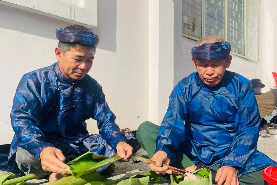 Phường Tam Kỳ trao gần 600 suất quà Tết cho các hộ dân khó khăn