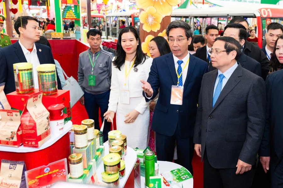 Da Nang showcases tourism and specialties at First Spring Fair 2026