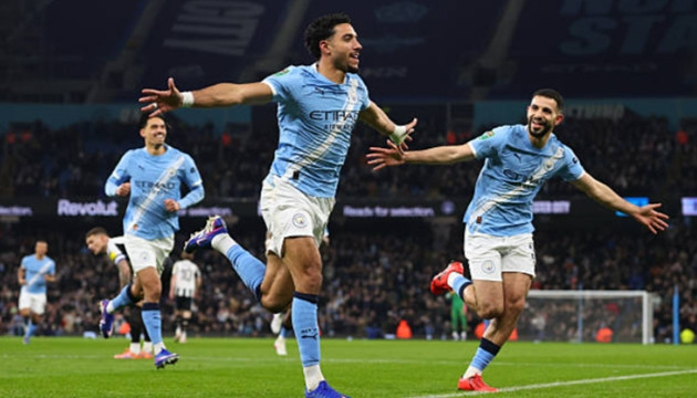 Omar Marmoush lập cú đúp, Man City hạ Newcastle để vào chung kết Carabao Cup